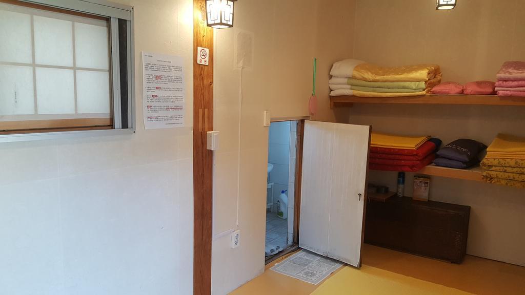 Nongamjongtaek Hotel Andong Bagian luar foto