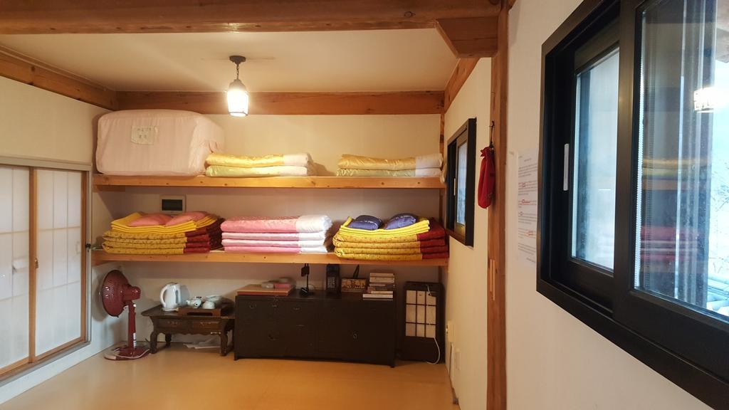 Nongamjongtaek Hotel Andong Bagian luar foto